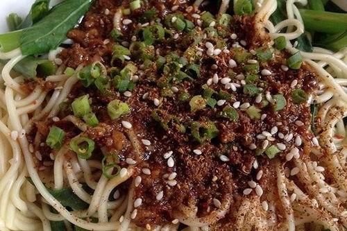 重庆杂酱面的做法视频,麻辣鲜香,一口接一口的诱惑
