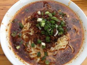 重庆杂酱面的做法视频,麻辣鲜香,一口接一口的诱惑